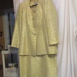 CLARA CLARA by Vinette    New York   Size 16  Gold Metallic  Rhinestones